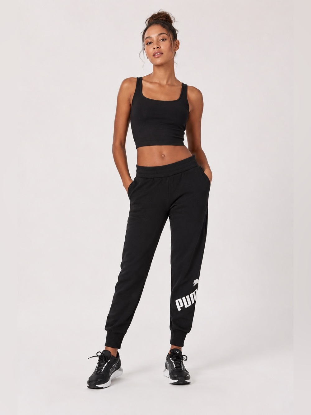 🖤 PUMA Logo Fleece Jogger Sweatpants | Size S | EUC - Picture 1 of 4